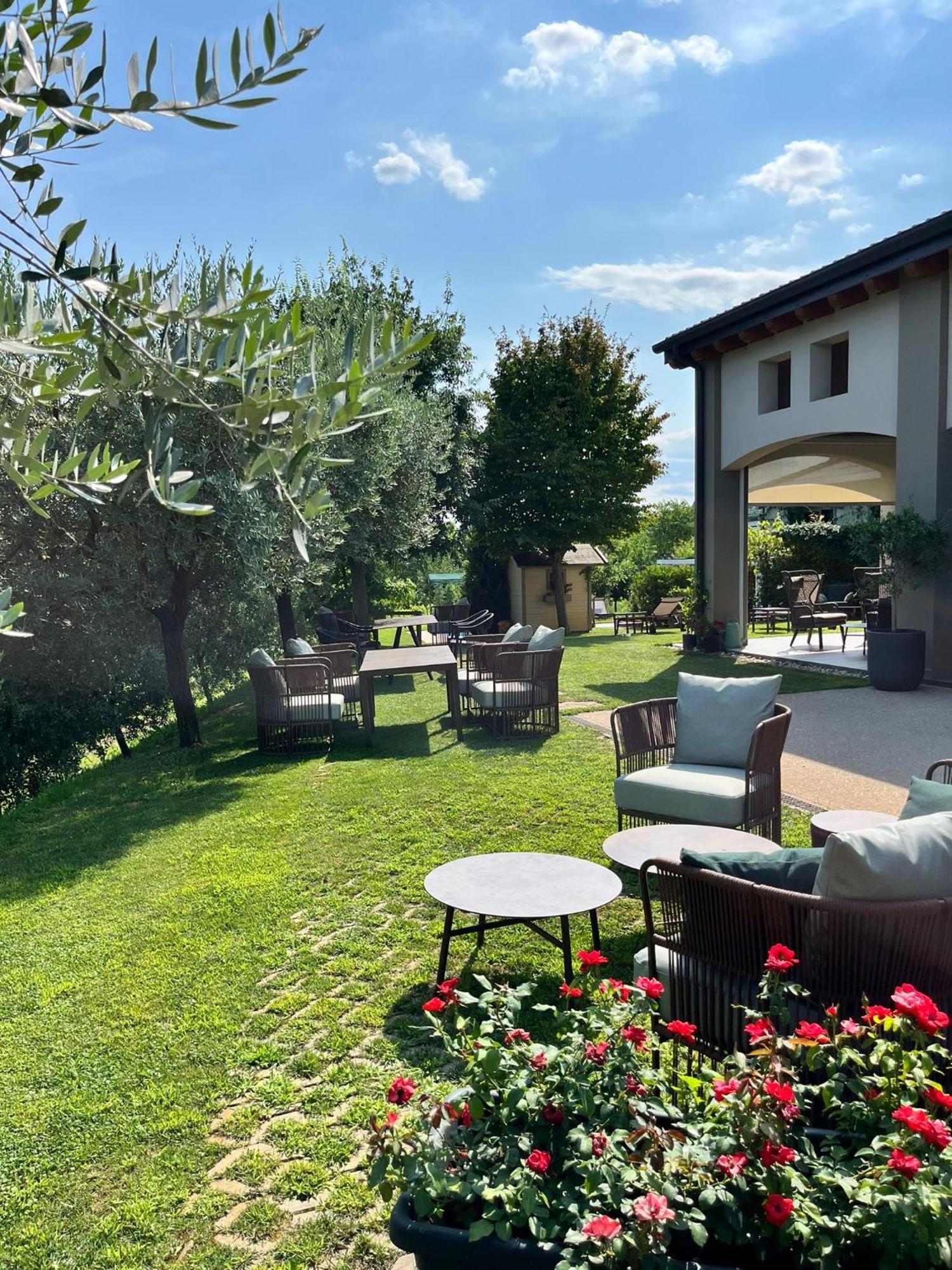 Relais La Dolce Vite Villa San Vendemiano ภายนอก รูปภาพ