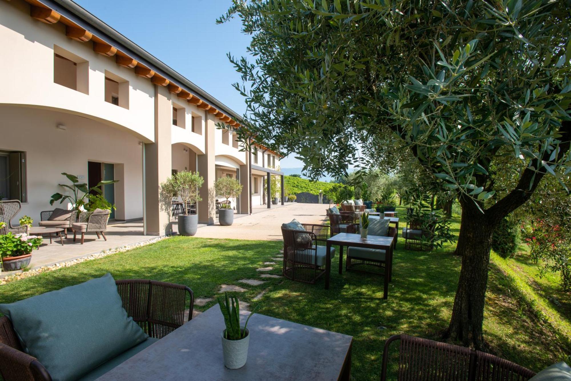 Relais La Dolce Vite Villa San Vendemiano ภายนอก รูปภาพ
